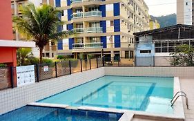 Um luxo de apartamento na Enseada